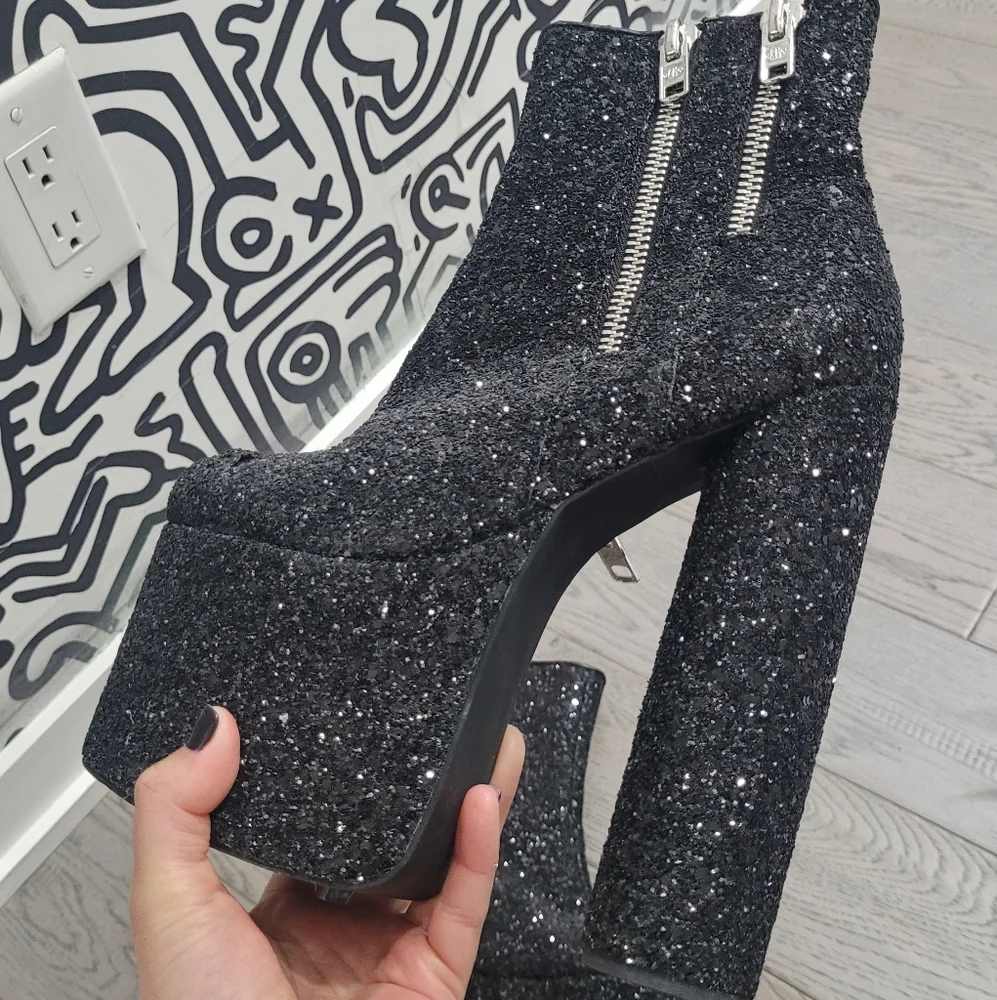 Current mood sparkly boot - Picture 6 of 7